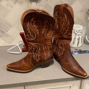 Ariat Boots-24 hr sale
